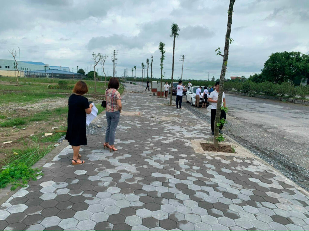 Chủ đất liên tục quay xe ngừng bán, môi giới chạy đôn đáo tìm nguồn hàng đất nền cho khách đầu tư