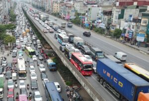 Đề xuất cho xe đi vào làn khẩn cấp Vành đai 3 trên cao để giảm ùn tắc