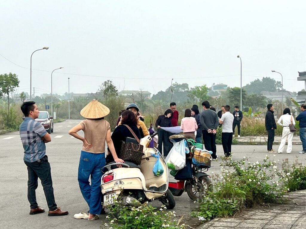 Nguyên nhân bất động sản nhiều địa phương bỗng nóng hầm hập