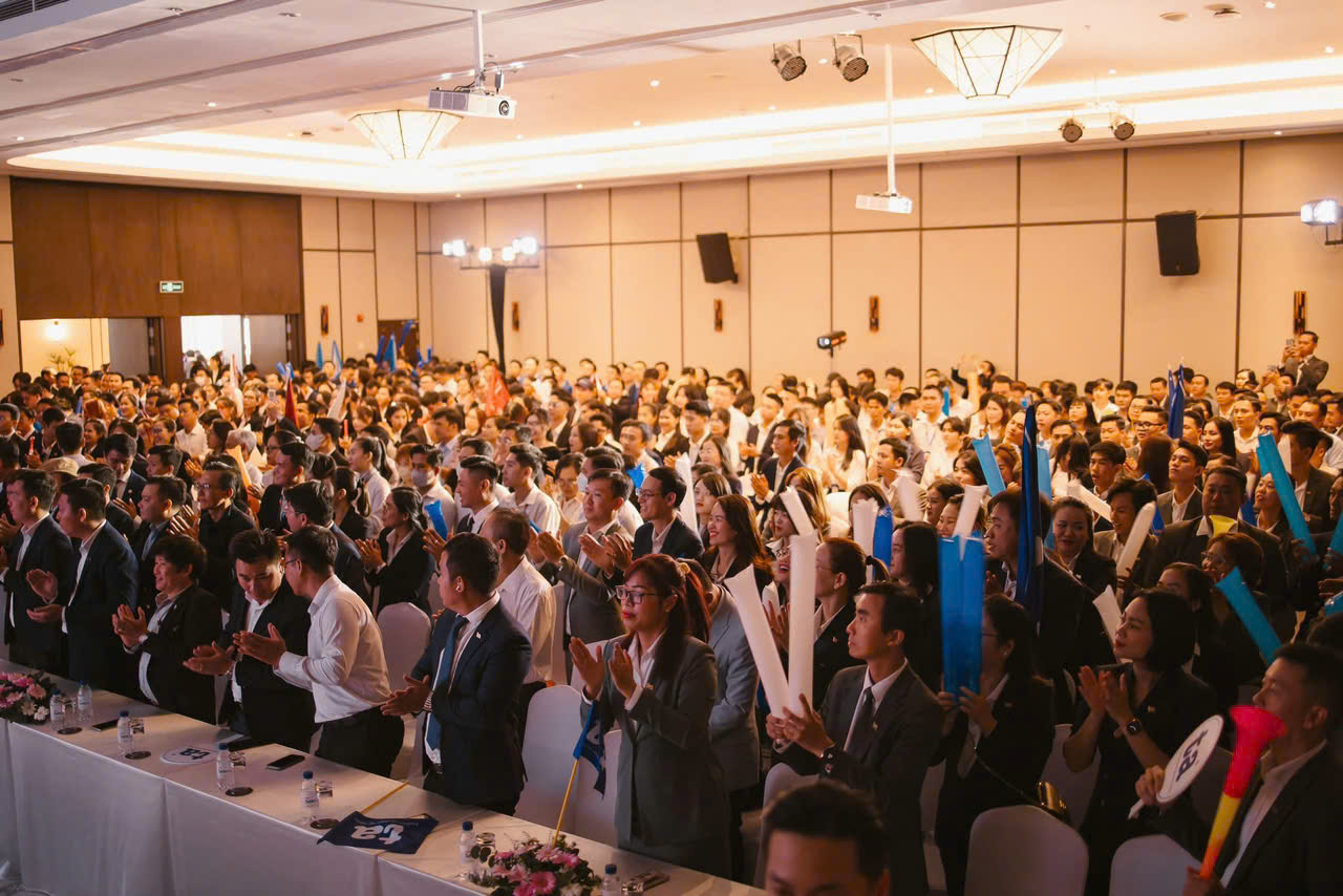 Rầm rộ kick off, mở bán dự án