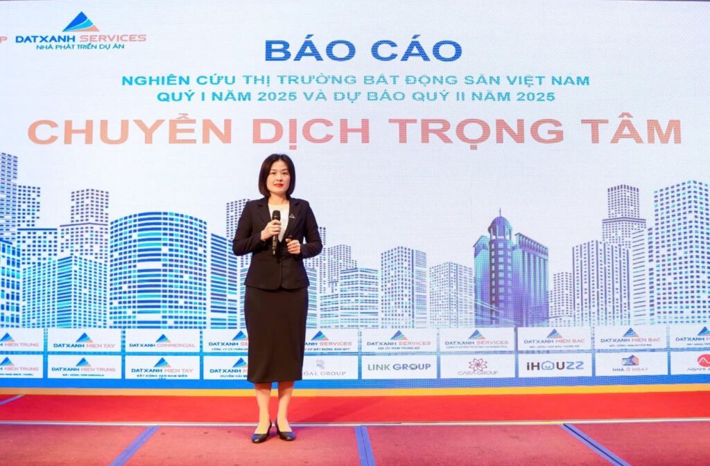 Không phải 2025, chuyên gia bất ngờ dự báo thời điểm khởi sắc của thị trường bất động sản