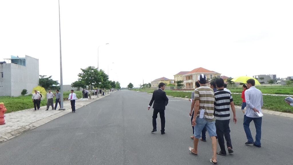 Nhà đầu tư Hà Nội đi săn đất phía Nam