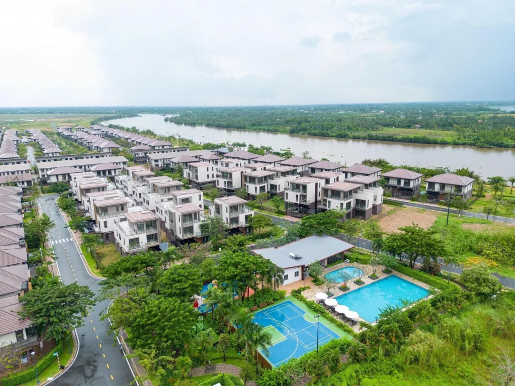 Tiêu thụ tăng gấp 4 lần năm ngoái, khu vực này vượt mặt Tp.HCM vươn lên dẫn top ở loại hình nhà phố, biệt thự