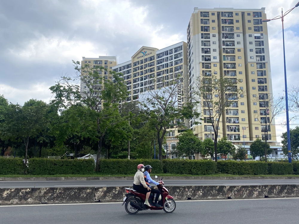 Cấp sổ hồng cho hàng chục ngàn căn hộ
