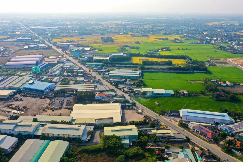 Một huyện tại tỉnh Long An chuẩn bị thu hồi đất của 900 hộ dân để thi công mở rộng tuyến đường huyết mạch kết nối với TP.HCM