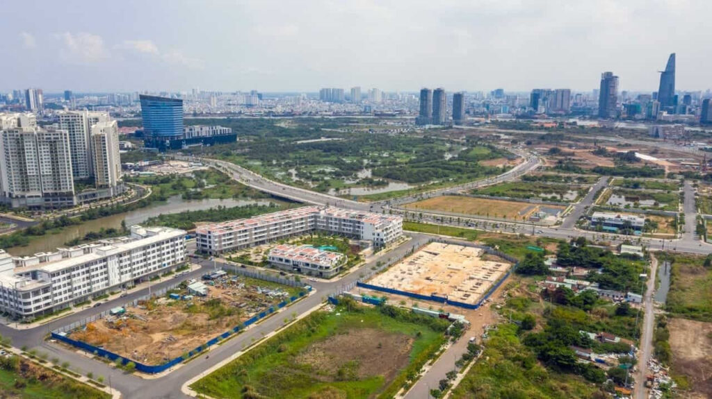 Vì sao thu ngân sách từ đất đai của Việt Nam rất thấp?