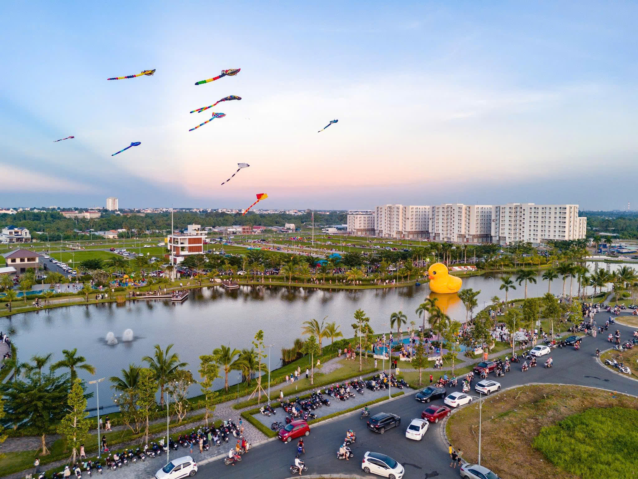 Đất nền chuẩn pháp lý được săn đón