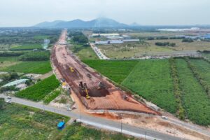 Lộ diện 4 nhà thầu thi công Vành đai 3, cao tốc Biên Hoà – Vũng Tàu không đảm bảo tiến độ