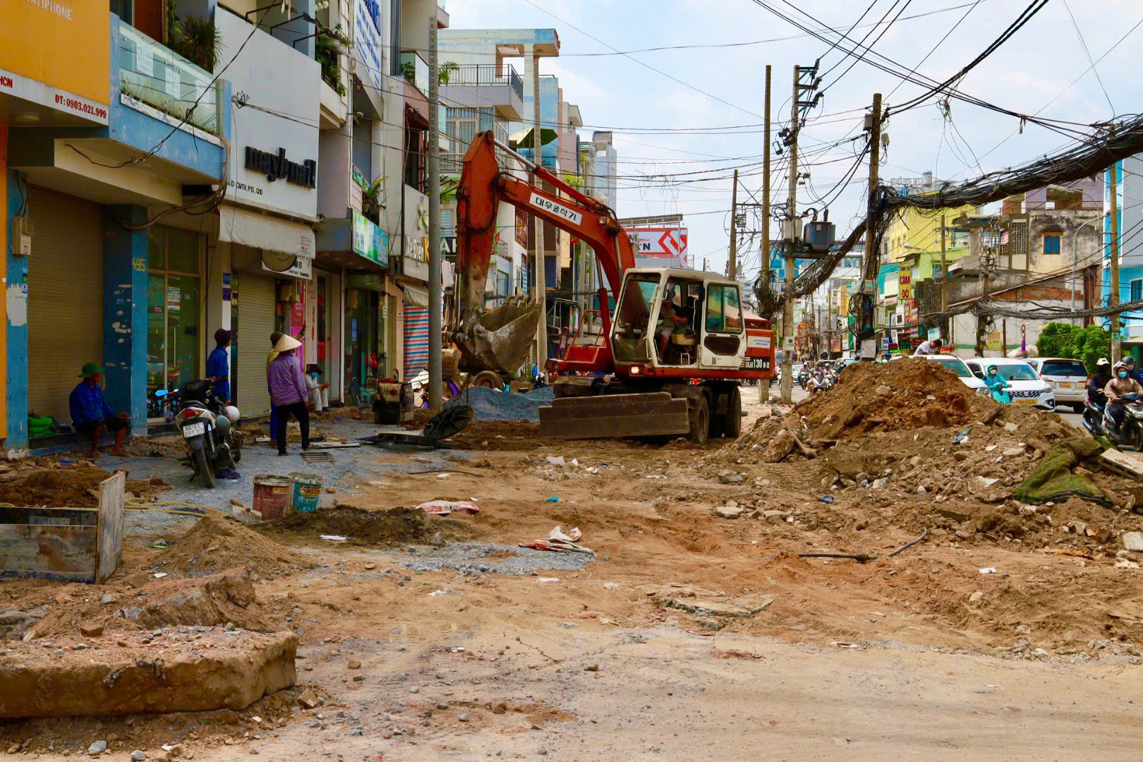Metro số 2 TP HCM nguy cơ trễ hẹn khởi công