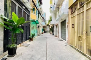 Cầm 5 tỉ đồng vẫn khó mua nhà đất ở TP HCM